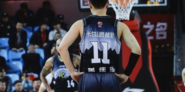 必威体育-CBA“北京市长”到常规赛55分惨败收官！姜伟泽社媒发文耐人寻味